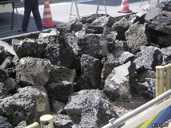 How Japanese Rebuild Road
