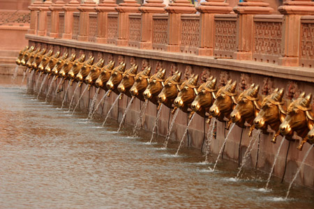 Fantastic Views of Akshardhama Temple, New Delhi