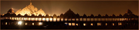 Fantastic Views of Akshardhama Temple, New Delhi