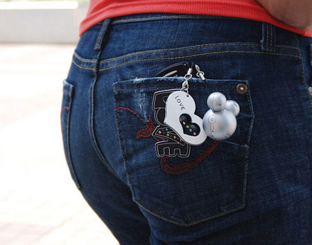 Disney Mickey Mouse MP3 Player Disney Mickey Mouse MP3 Player