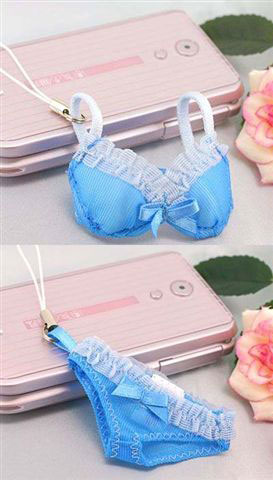 Very cute phone straps Very cute phone straps